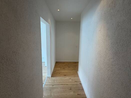 Wohnung zur Miete 750 € 2 Zimmer 65 m² Geschoss 3/3 frei ab sofort Frohnhausen Essen 45144