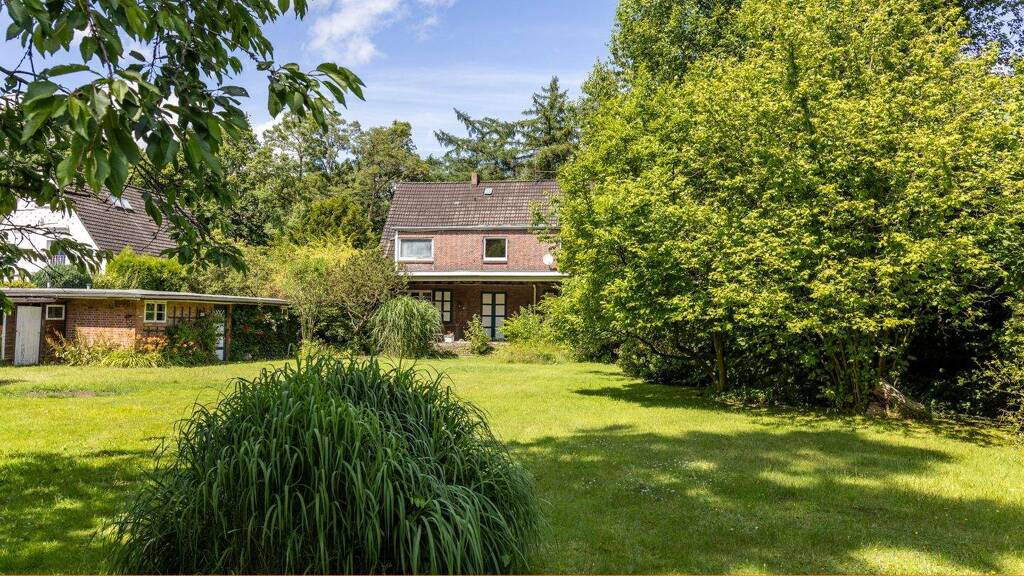 Einfamilienhaus zum Kauf 1.090.000 € 6,5 Zimmer 188 m² 2.281 m² Grundstück Wohldorf-Ohlstedt Hamburg / Wohldorf-Ohlstedt 22397