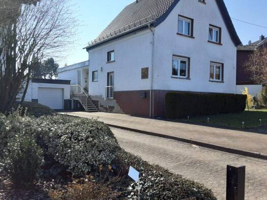 Haus zum Kauf 268.000 € 7 Zimmer 165 m² 1.237 m² Grundstück Wiebelskirchen Neunkirchen 66540