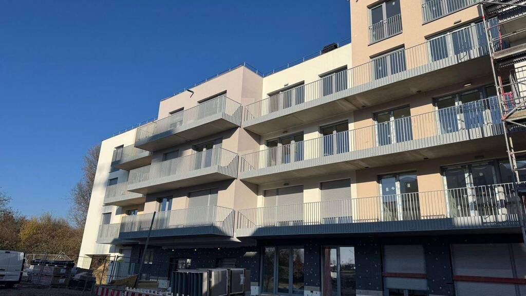 Wohnung zur Miete - Erstbezug 1.895 € 3 Zimmer 104 m² 4. Geschoss frei ab sofort Bad Vilbel 61118