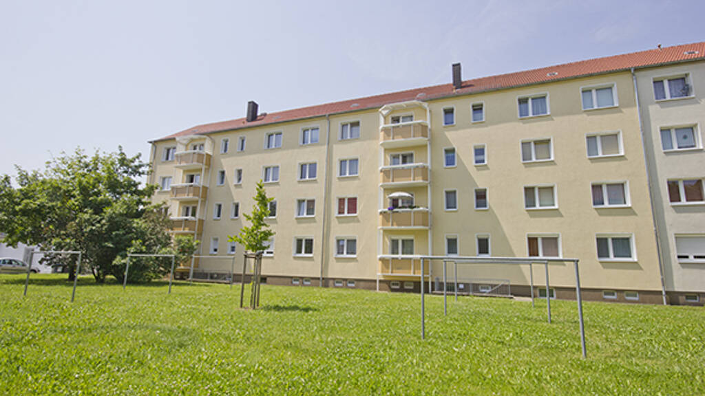 Wohnung zur Miete 351 € 2 Zimmer 48,7 m² 1. Geschoss frei ab 01.07.2026 Paul-Suhr-Str. 56 Südstadt Halle (Saale) 06130