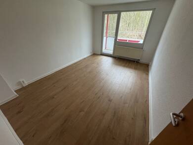 Wohnung zur Miete 480 € 3 Zimmer 66 m² EG frei ab sofort Mahlis Wermsdorf 04779