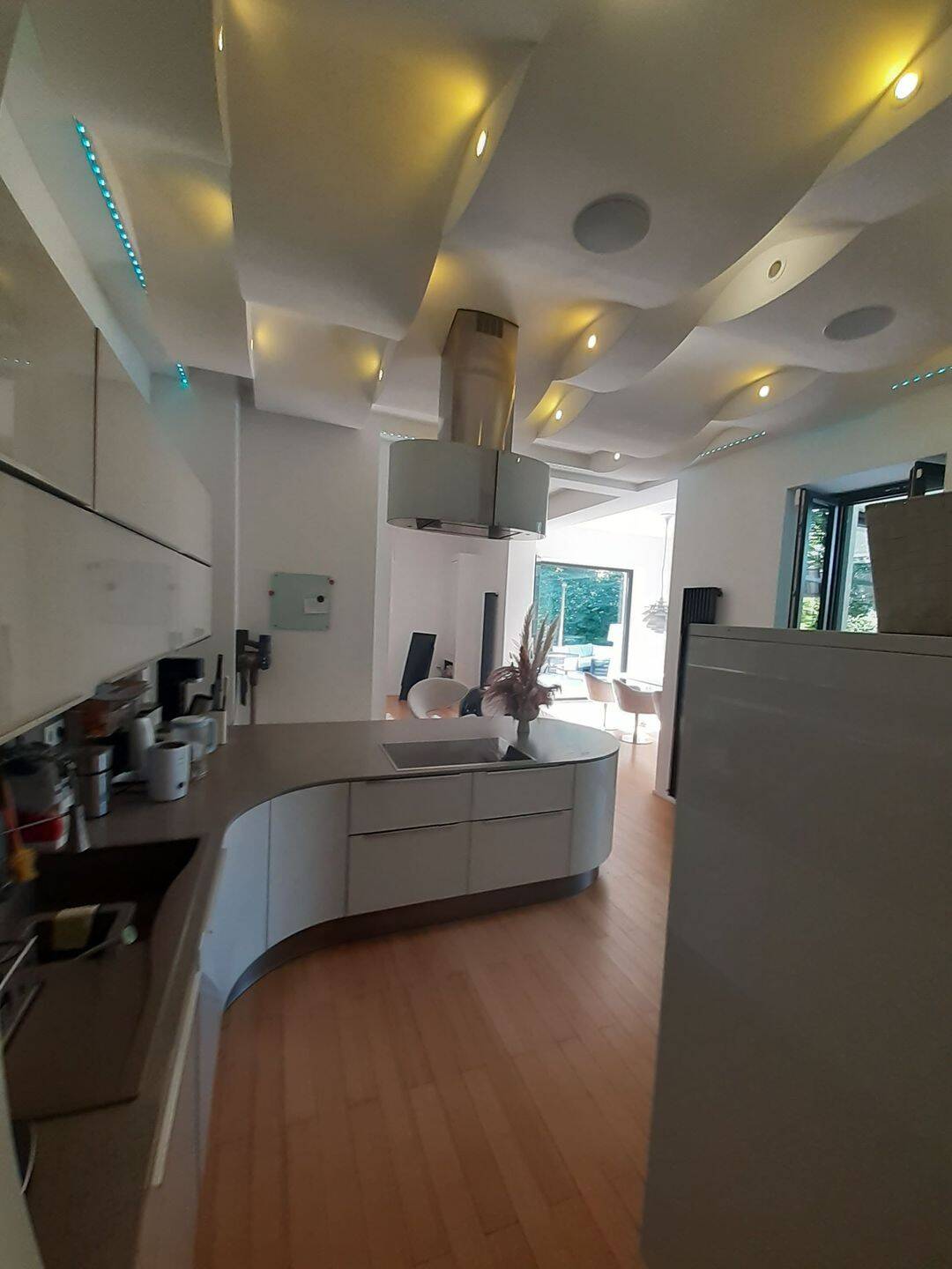 Property thumbnail 11