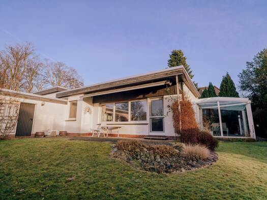 Bungalow zum Kauf 379.000 € 5 Zimmer 141,3 m² 652 m² Grundstück Heide Ganderkesee 27777