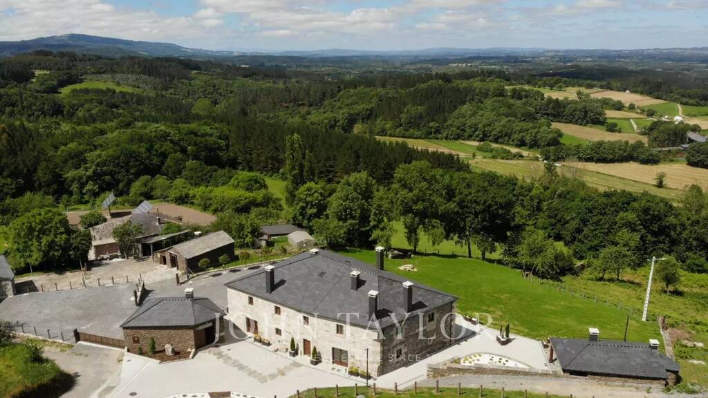 Bauernhaus zum Kauf provisionsfrei 1.000.000 € 697 m² 10.000 m² Grundstück Lugo 27001