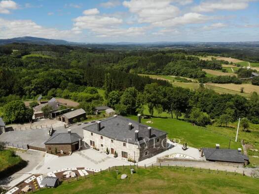 Bauernhaus zum Kauf 1.000.000 € 697 m² 10.000 m² Grundstück Lugo 27001