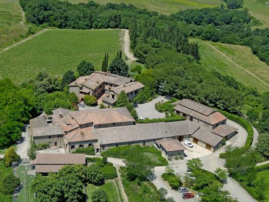 Rustico zum Kauf 11.000.000 € 25 Zimmer 3.200 m² 1.330.000 m² Grundstück frei ab sofort Località Celolle Castellina in Chianti 53036