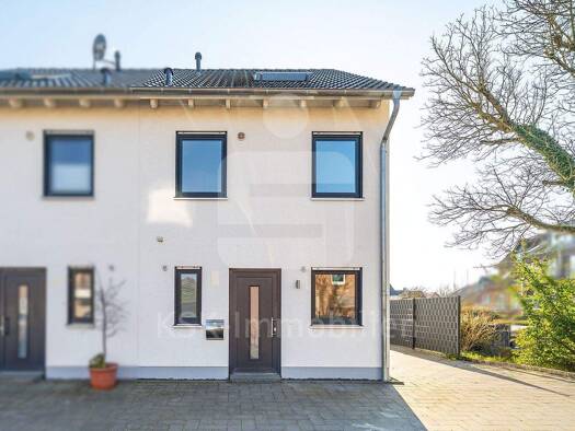 Doppelhaushälfte zum Kauf 689.000 € 4 Zimmer 124 m² 224 m² Grundstück Geyen Pulheim / Geyen 50259