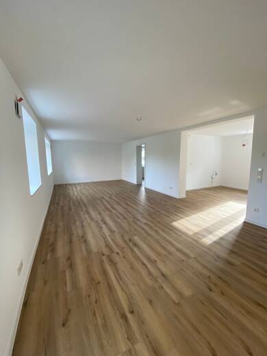 Wohnung zum Kauf provisionsfrei 359.000 € 4 Zimmer 109,4 m² 1. Geschoss frei ab sofort Engelhelms Künzell 36093