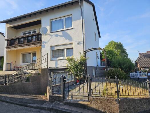 Terrassenwohnung zur Miete 850 € 3,5 Zimmer 130 m² frei ab 01.09.2026 Hümme Hofgeismar 34369