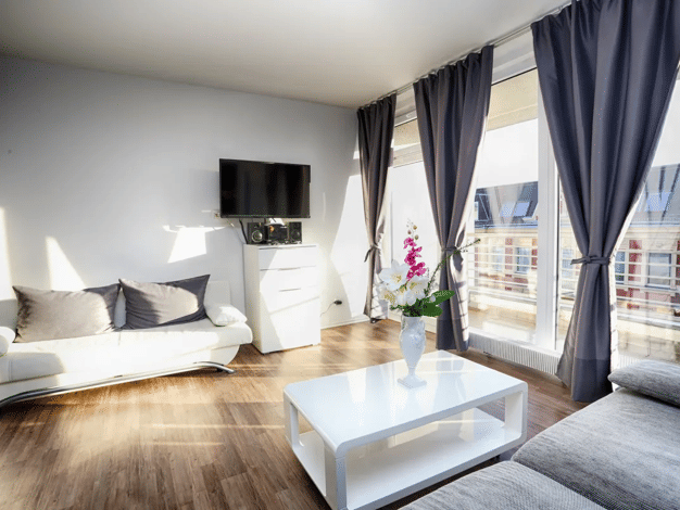 Hotel zur Miete 21.515 € 43 Zimmer 1.019 m² Gastrofläche Tempelhof Berlin 12099