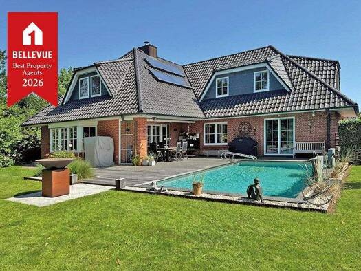 Einfamilienhaus zum Kauf 8 Zimmer 275,9 m² 1.327 m² Grundstück Barmstedt 25355