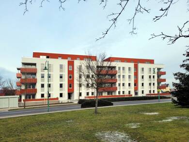 Wohnung zur Miete 1.180 € 4 Zimmer 124 m² EG frei ab sofort R.-Wagner-Str. 13 Radeberg Radeberg 01454