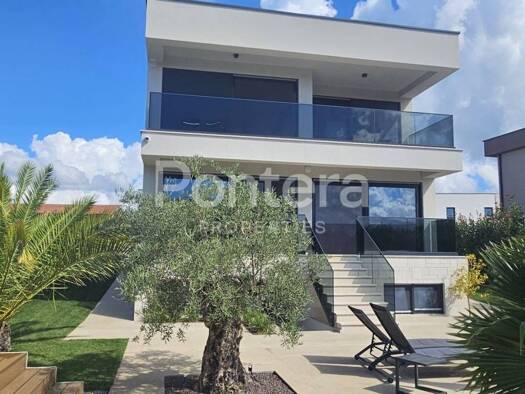 Haus zum Kauf 995.000 € 4 Zimmer 217 m² Vranici kod Visnjana, Visnjan Višnjan