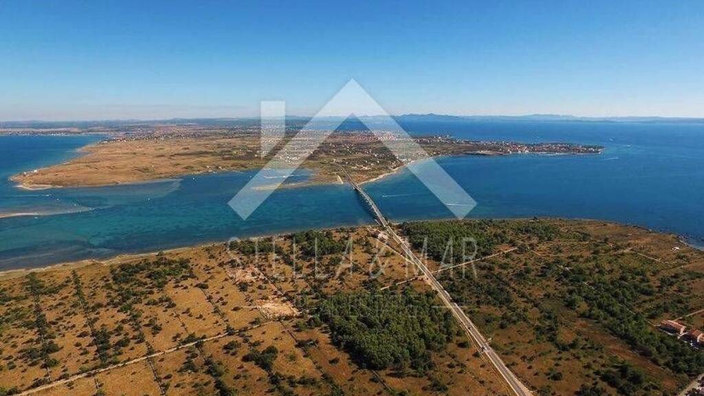 Land-/Forstwirtschaft zum Kauf 25.000 € Vir