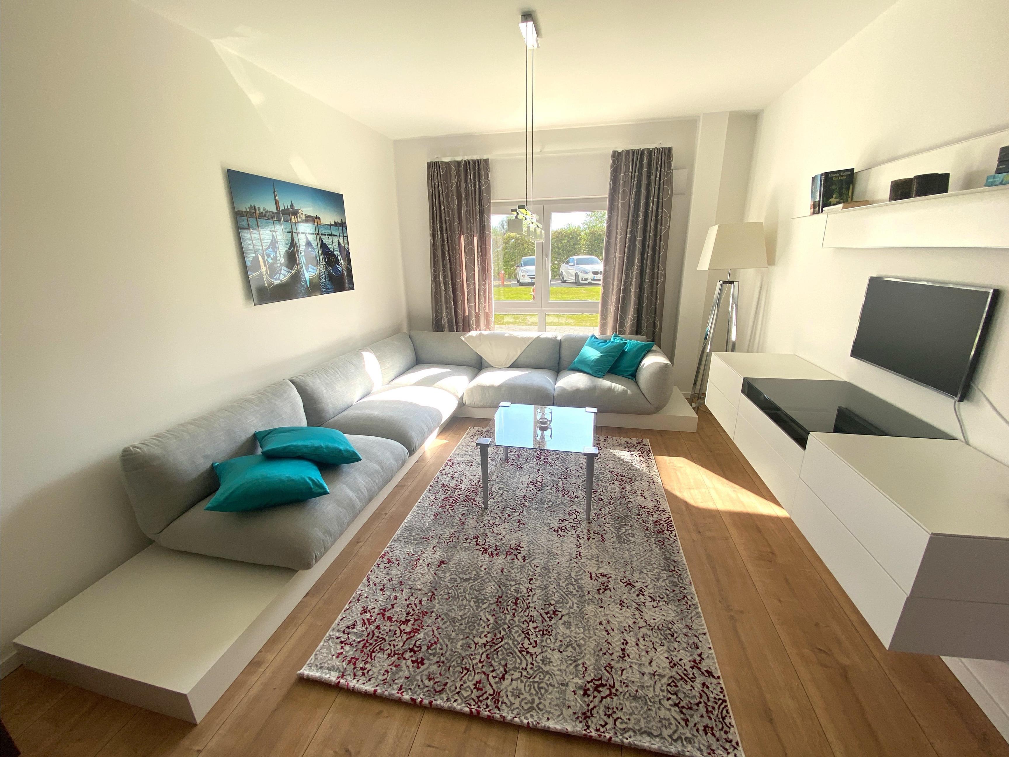 Wohnung zur Miete Wohnen auf Zeit 1.200 € 2 Zimmer 59 m²<br/>Wohnfläche 12.10.2024<br/>Verfügbarkeit Brinckmansdorf Rostock 18055