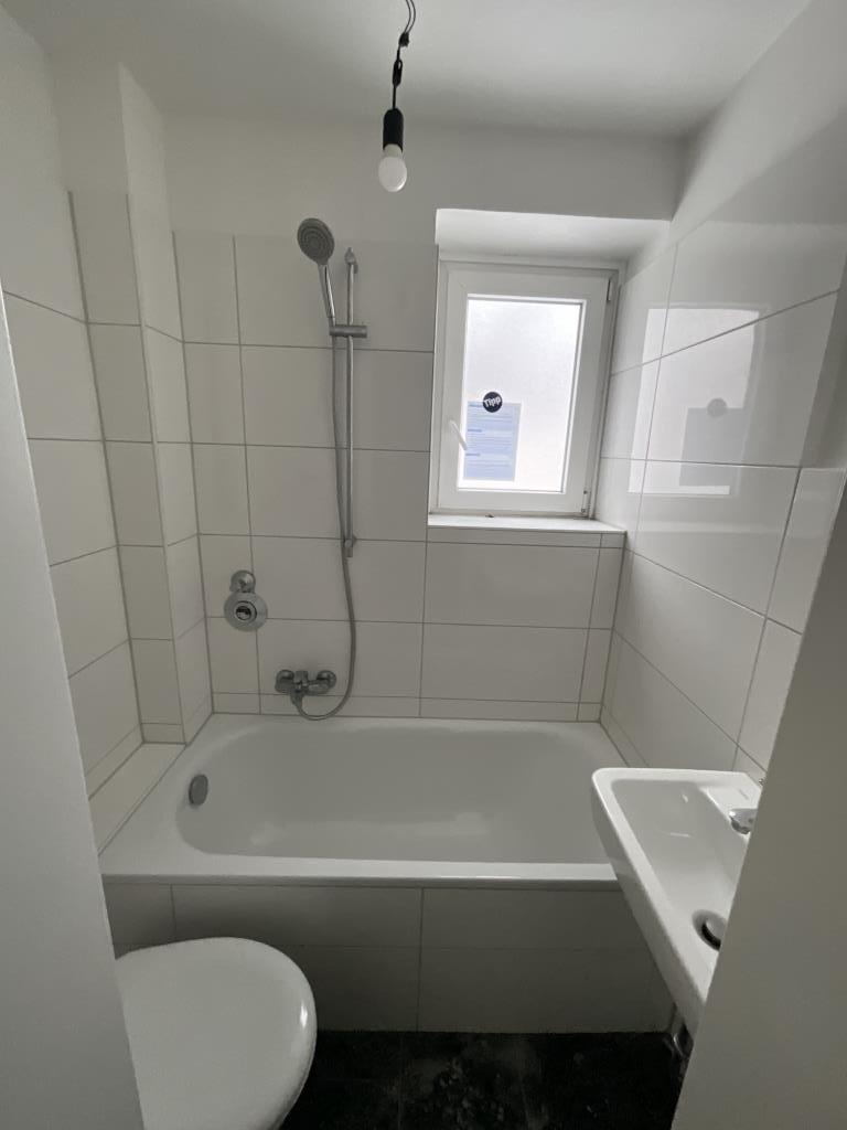 Wohnung zur Miete 299 € 1 Zimmer 30,4 m²<br/>Wohnfläche EG<br/>Geschoss 20.01.2025<br/>Verfügbarkeit Grüner Weg 72 Ackenbrock Iserlohn 58644