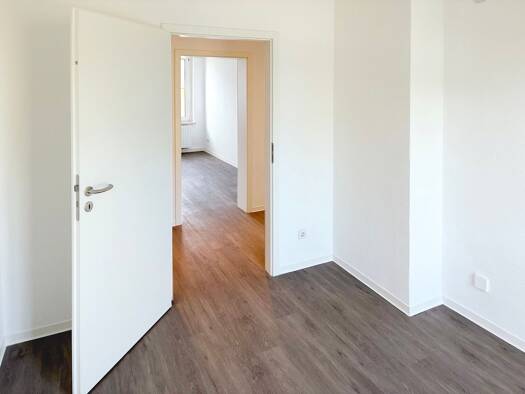 Wohnung zur Miete 507 € 3 Zimmer 80,4 m² EG Clara-Zetkin-Straße 19 Roßlau Dessau-Roßlau 06862