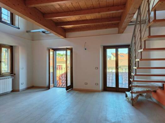 Studio zum Kauf 165.000 € 1 Zimmer 50 m² 3 Geschosse frei ab sofort Lago Maggiore- Verbania  28921