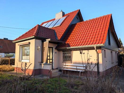 Einfamilienhaus zum Kauf 165.000 € 4 Zimmer 92 m² 662 m² Grundstück Raguhn 06779