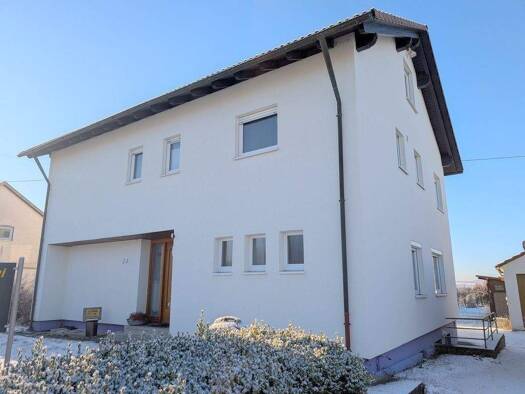 Haus zum Kauf 599.000 € 7,5 Zimmer 216 m² 1.372 m² Grundstück frei ab sofort Stockachstraße 14 Sirchingen Bad Urach 72574