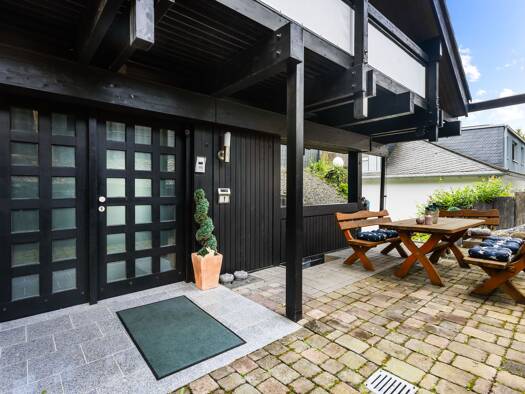 Einfamilienhaus zum Kauf 950.000 € 8 Zimmer 354 m² 659 m² Grundstück Haitz Gelnhausen 63571