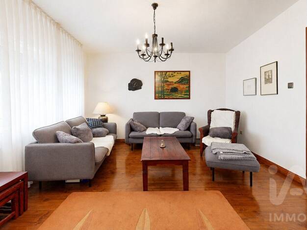 Mehrfamilienhaus zum Kauf 399.000 € 6 Zimmer 144 m² 1.291 m² Grundstück Noithausen Grevenbroich 41515