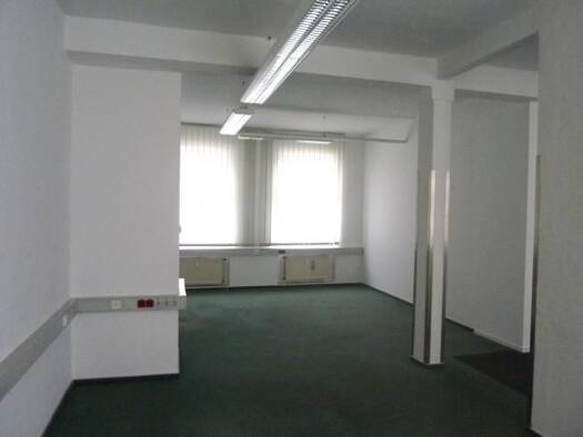 Bürofläche zur Miete 700 € 2 Zimmer 96 m² Bürofläche Hornhäuser Straße 17 Oschersleben Oschersleben 38387