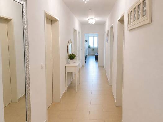 Wohnung zum Kauf 549.000 € 4 Zimmer 92 m² 2. Geschoss Poing Poing 85586