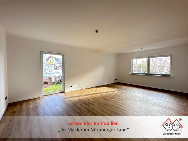 Wohnung zur Miete 1.120 € 3 Zimmer 102 m²<br/>Wohnfläche ab sofort<br/>Verfügbarkeit Lauf links Lauf 91207