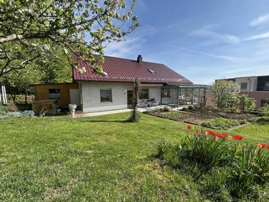 Einfamilienhaus zum Kauf 395.000 € 4 Zimmer 121,5 m² 976 m² Grundstück frei ab 01.07.2025 Buchberg Sengenthal 92369