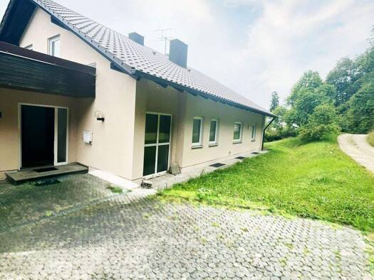Mehrfamilienhaus zum Kauf 590.000 € 9 Zimmer 211 m² 2.300 m² Grundstück Grösdorf Kipfenberg 85110