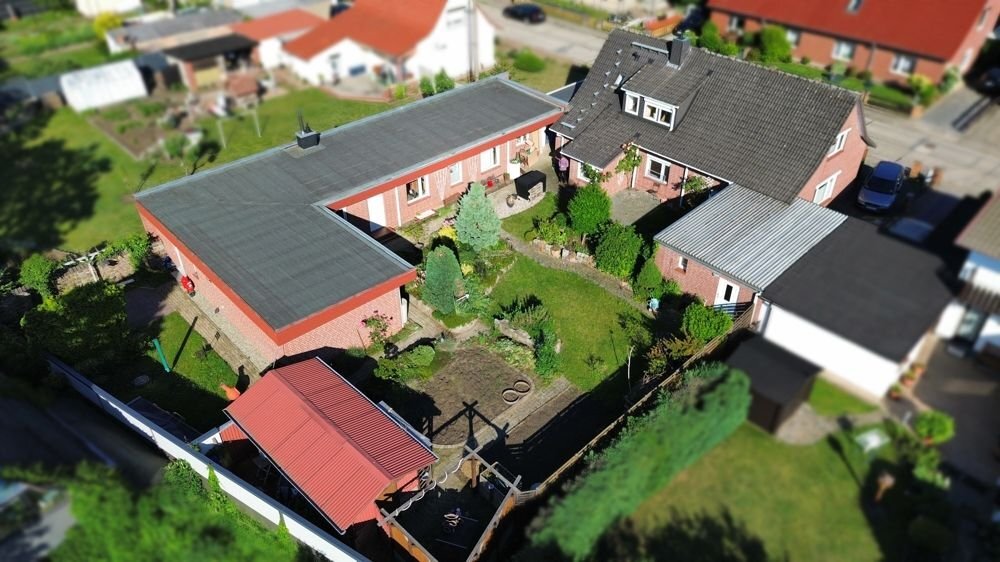 Einfamilienhaus zum Kauf 529.000 € 9 Zimmer 250 m²<br/>Wohnfläche 1.010 m²<br/>Grundstück Waren Waren (Müritz) 17192