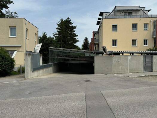 Tiefgarage zur Miete 53,72 € Josef Kollmann-Straße 5-7 Baden 2500