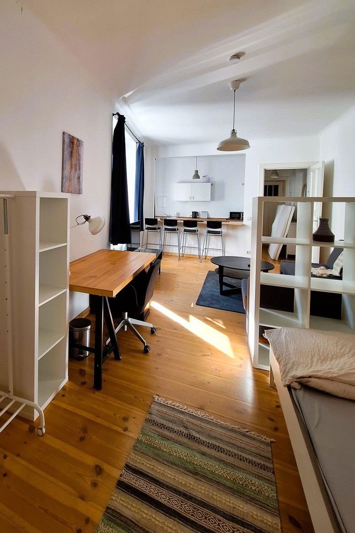 Wohnung zur Miete 799 € 1 Zimmer 42 m²<br/>Wohnfläche 2.<br/>Geschoss Prenzlauer Berg Berlin 10439