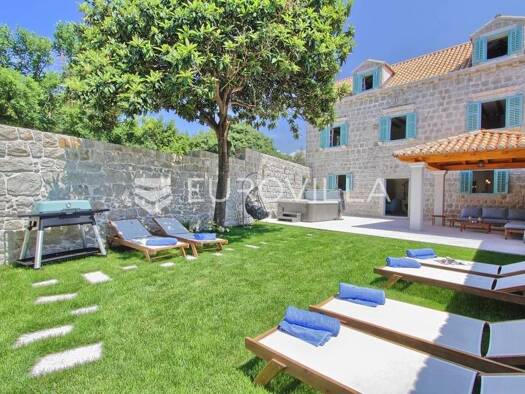 Haus zum Kauf 4 Zimmer 219 m² Cavtat Cavtat