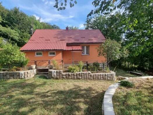 Einfamilienhaus zum Kauf 83.000 € 2 Zimmer 80 m² 400 m² Grundstück Senj 53270
