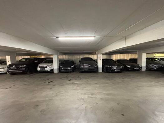 Parkhaus zur Miete 2.340 € Neuhausen-Nymphenburg München - Neuhausen 80636