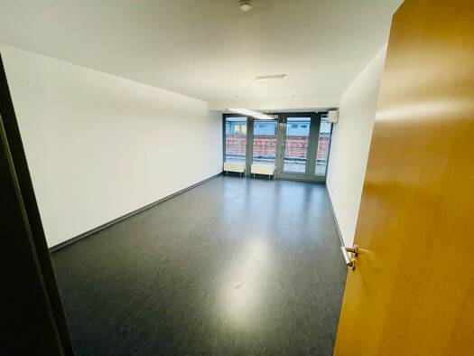 Büro zur Miete provisionsfrei 700 € 3 Zimmer 83,6 m² Bürofläche Friedrichshain Berlin 10247