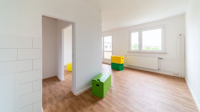 Wohnung zur Miete 420 € 3 Zimmer 55,8 m²<br/>Wohnfläche 4.<br/>Geschoss Veszpremer Str. 12 Südstadt Halle 06130