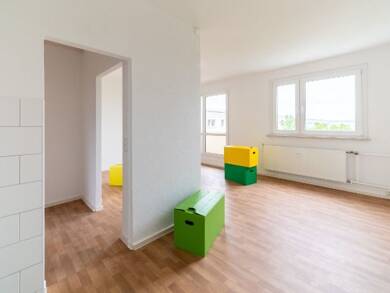 Wohnung zur Miete 420 € 3 Zimmer 55,8 m² 4. Geschoss Veszpremer Str. 12 Südstadt Halle 06130