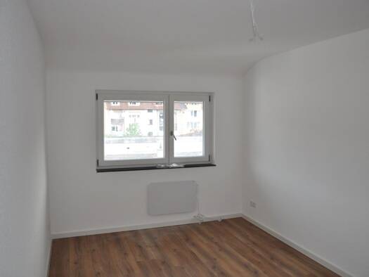 Wohnung zur Miete 670 € 3 Zimmer 61,3 m² frei ab sofort Lindenstraße 105 Oststadt Pforzheim 75175