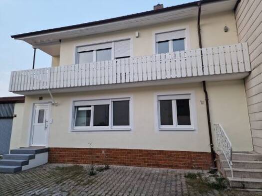 Mehrfamilienhaus zum Kauf 350.000 € 12 Zimmer 283,7 m² 665 m² Grundstück Unsleben 97618