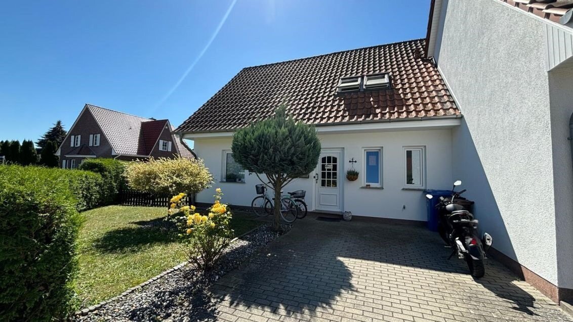 Reihenendhaus zum Kauf 179.000 € 4 Zimmer 100 m²<br/>Wohnfläche 291 m²<br/>Grundstück Grimmen Grimmen 18507