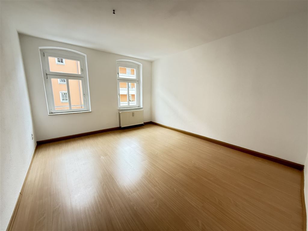 Wohnung zur Miete 420 € 3 Zimmer 83,9 m²<br/>Wohnfläche 1.<br/>Geschoss Hohe Straße 7 Ostviertel Gera 07545