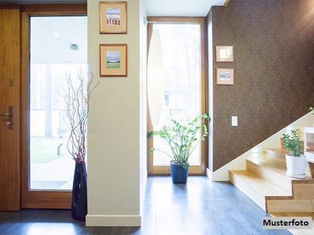 Doppelhaushälfte zum Kauf 78.600 € 6 Zimmer 185,6 m² 300 m² Grundstück Wallenfels Wallenfels 96346