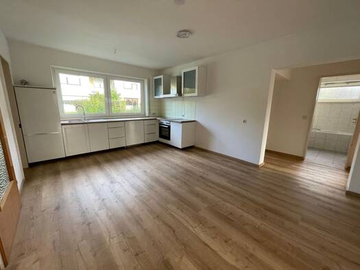 Wohnung zur Miete 600 € 3 Zimmer 85 m² 3 Geschosse frei ab sofort Raiffeisenstraße 3 Uffenheim Uffenheim 97215