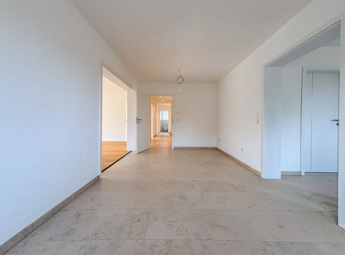 Immobilie in Genderkingen - Traumhafte 4,5-ZKB Gartenwohnung in Genderkingen zu verkaufen! - Bild 4