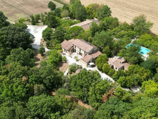 Villa zum Kauf 3.900.000 € 21 Zimmer 45.000 m² Grundstück grosseto