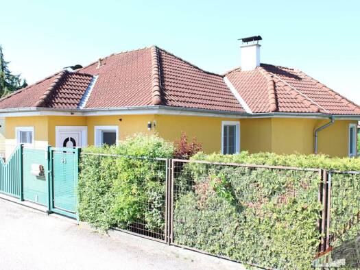 Einfamilienhaus zum Kauf 595.000 € 6 Zimmer 207 m² 362 m² Grundstück Stockerau 2000